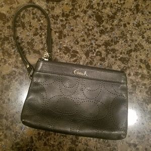 🛍️Black Coach Wristlet